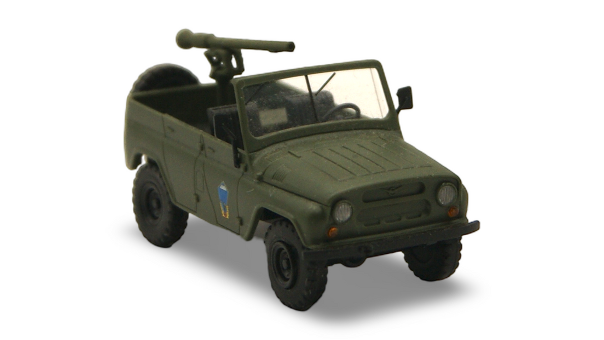 Busch UAZ 469 Fallschirmjäger mit Geschütz 1:87 H0 Militärfahrzeug