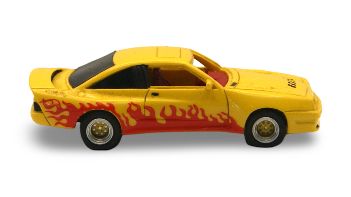 BoS Opel Manta B Mattig 1991 1:87 H0 gelb Flammendekor