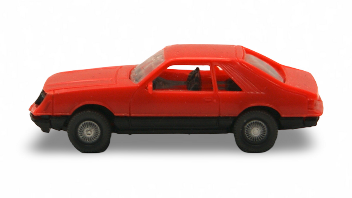 Herpa Ford Mustang III 1979 1:87 H0 rot – Hong Kong