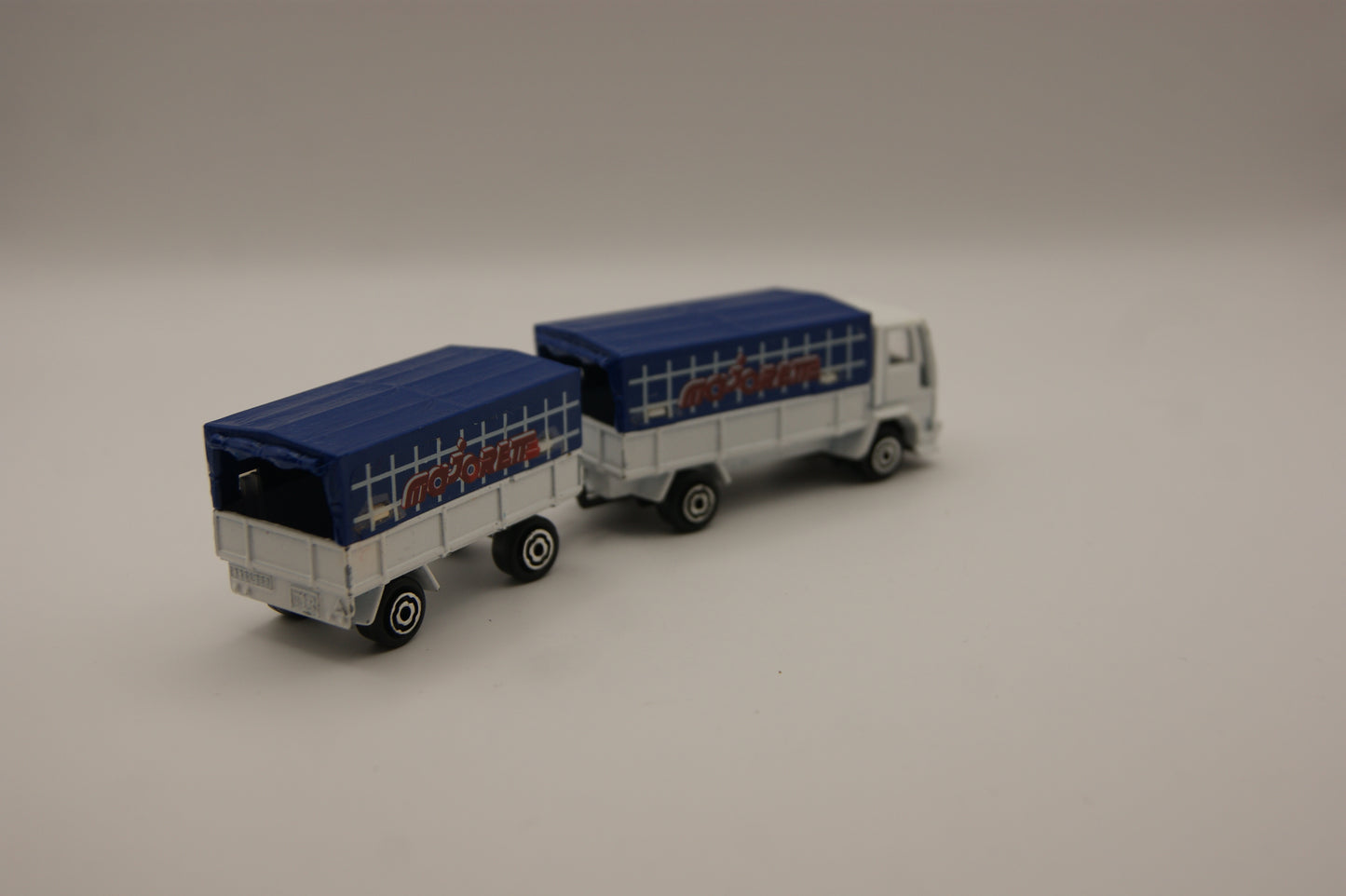 Majorette Majo-Teams LKW mit Anhänger weiß blau Vintage Modell lose