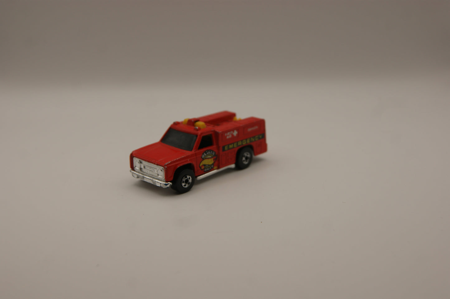 Hot Wheels Rescue Ranger Emergency Rescue Unit rot Vintage Malaysia lose (Kopie)