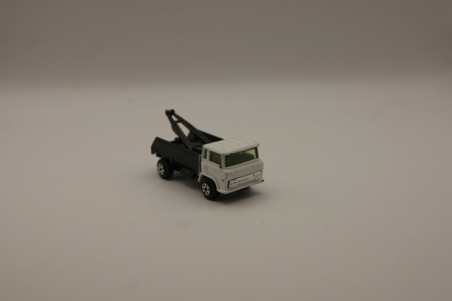 Yat Ming Abschleppwagen Wrecker Tow Truck weiß schwarz Vintage Hong Kong 1:64