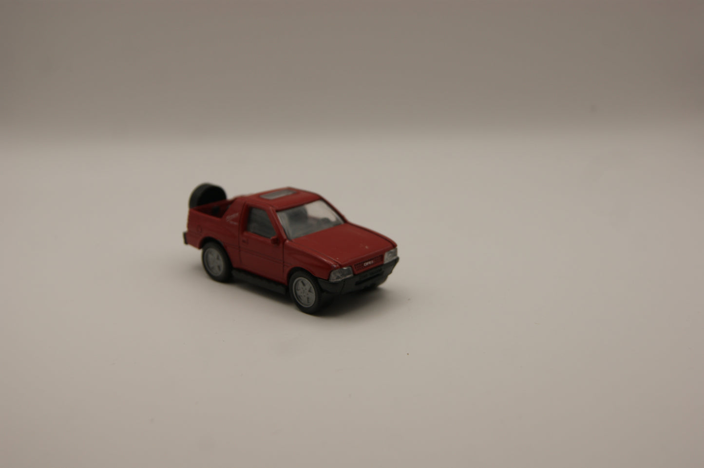 SIKU 1027 Opel Frontera Sport rot 1:55 lose Modellauto Vintage
