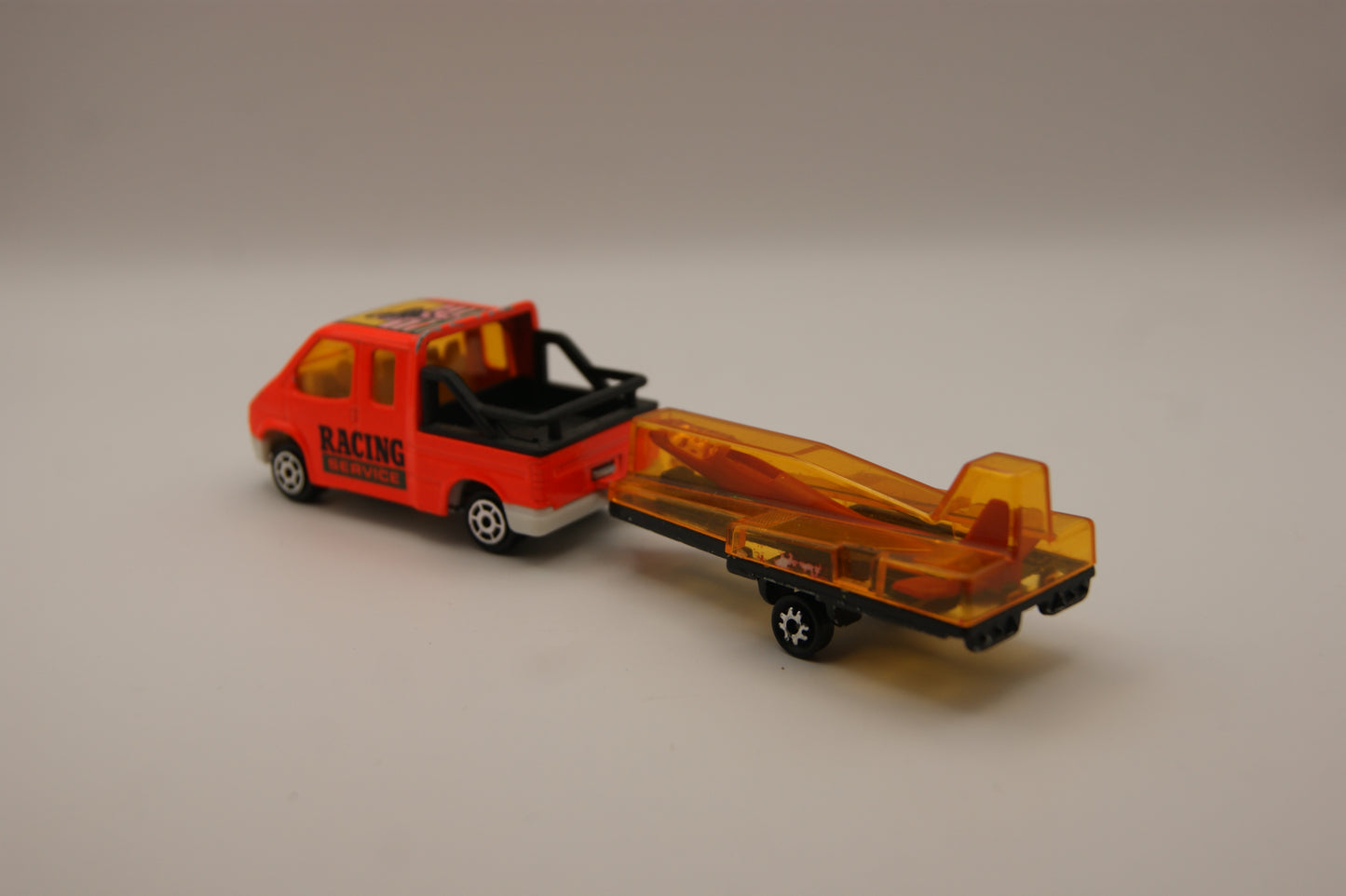 Majorette Ford Transit Racing Service Nr. 243 mit Segelflugzeug
