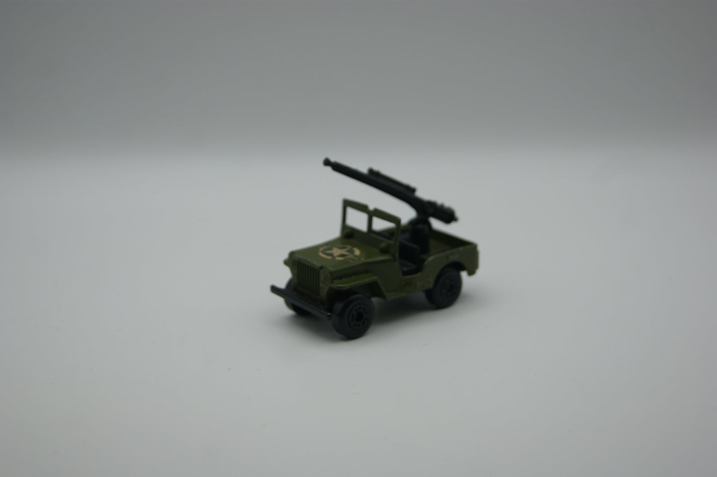 Matchbox Lesney Superfast Nr. 38C Military Jeep mit Geschütz Army Vintage 1976