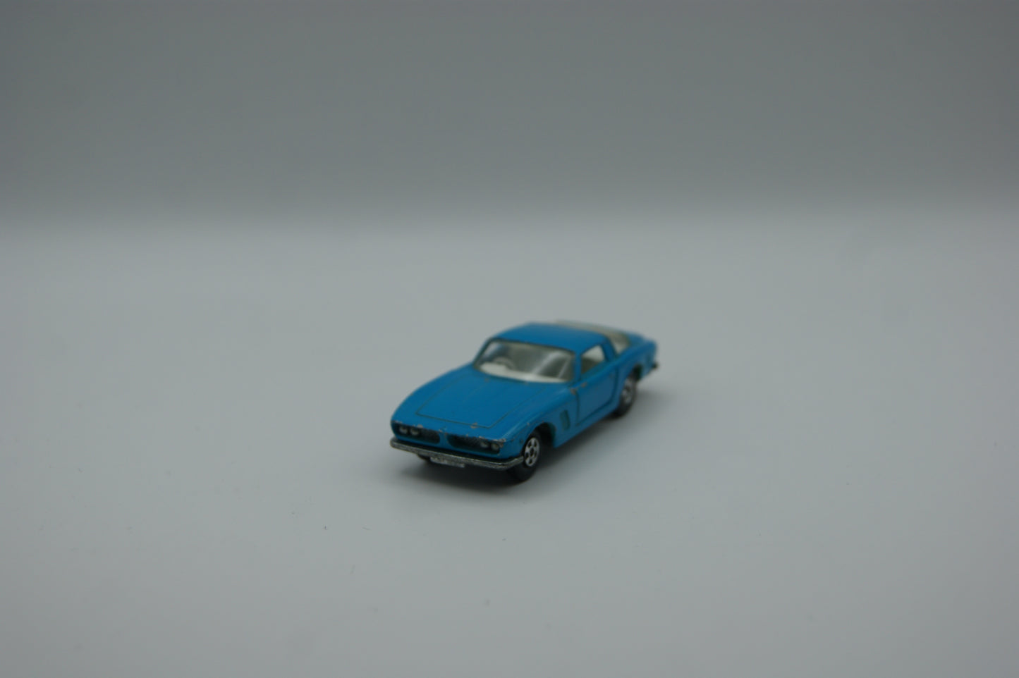 Matchbox Lesney Superfast Nr. 14 Iso Grifo blau Vintage mit öffnenden Türen
