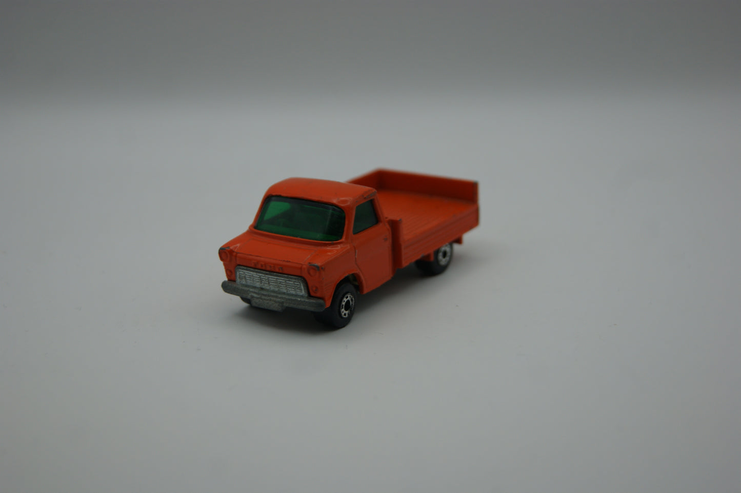 Matchbox Superfast No. 66 Ford Transit Pritschenwagen orange Lesney England 1977