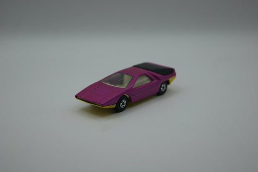 Matchbox Superfast No. 75 Alfa Carabo magenta gelber Boden Lesney England Vintage
