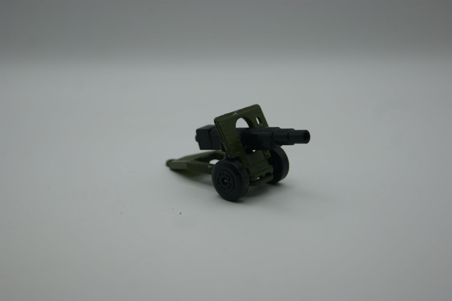 Matchbox Superfast No. 32 Field Gun Militärkanone olivgrün Lesney 1977