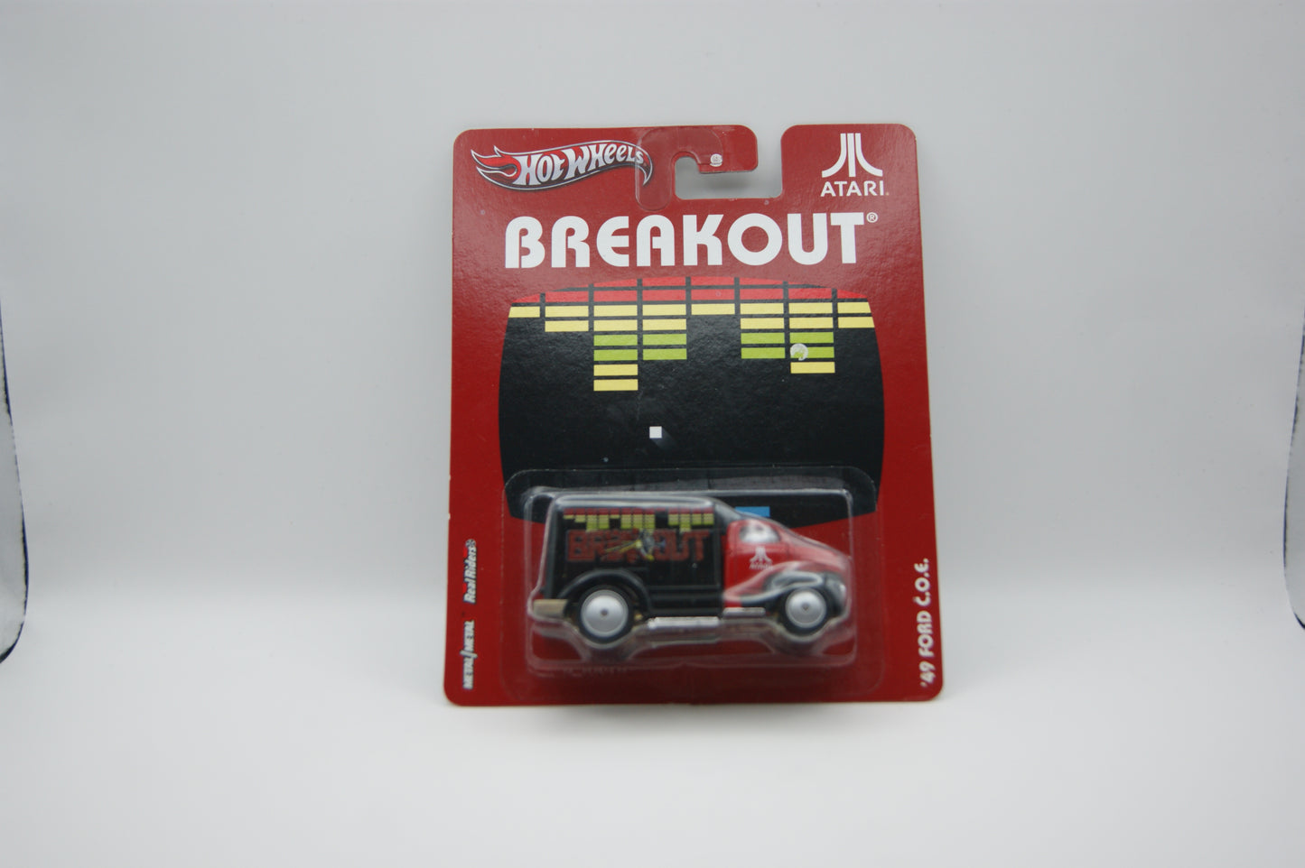Hot Wheels Atari Breakout ’49 Ford C.O.E. Real Riders 2012 Premium OVP