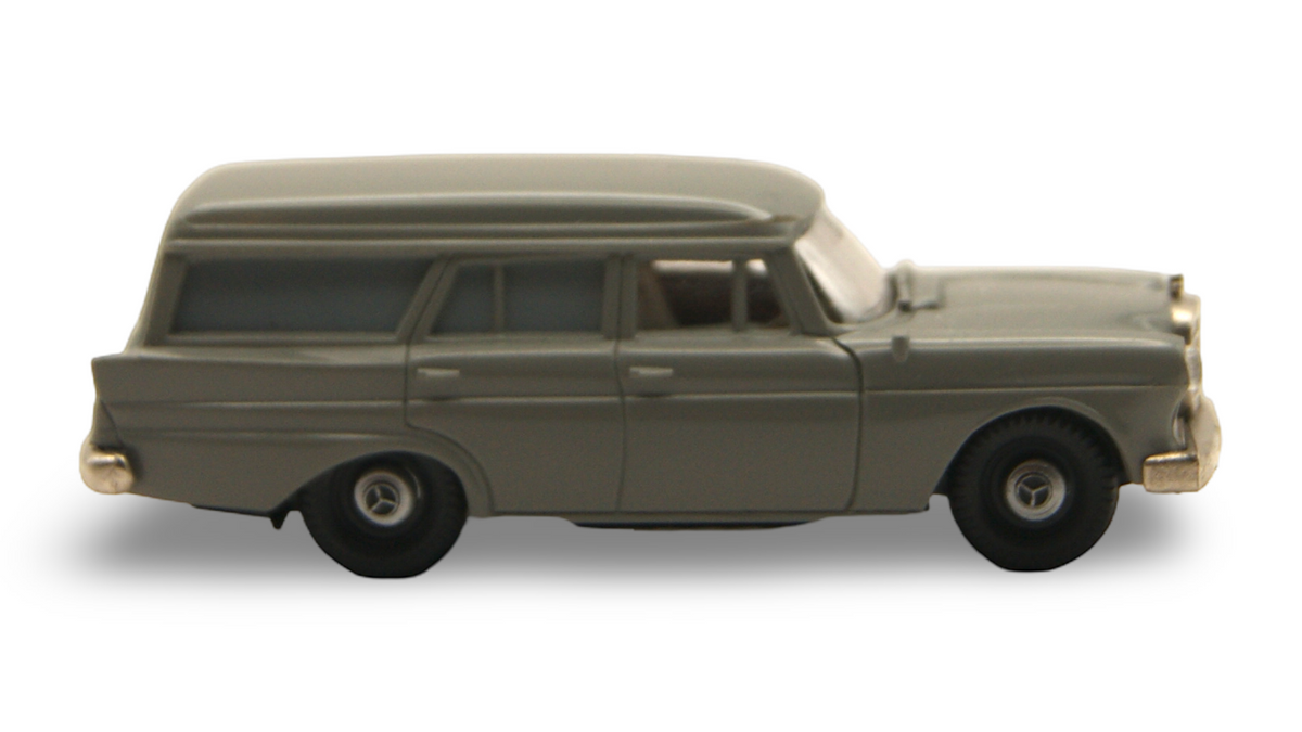 Brekina Mercedes-Benz 190c Universal Kombi Grau 1:87 H0 – guter Zustand