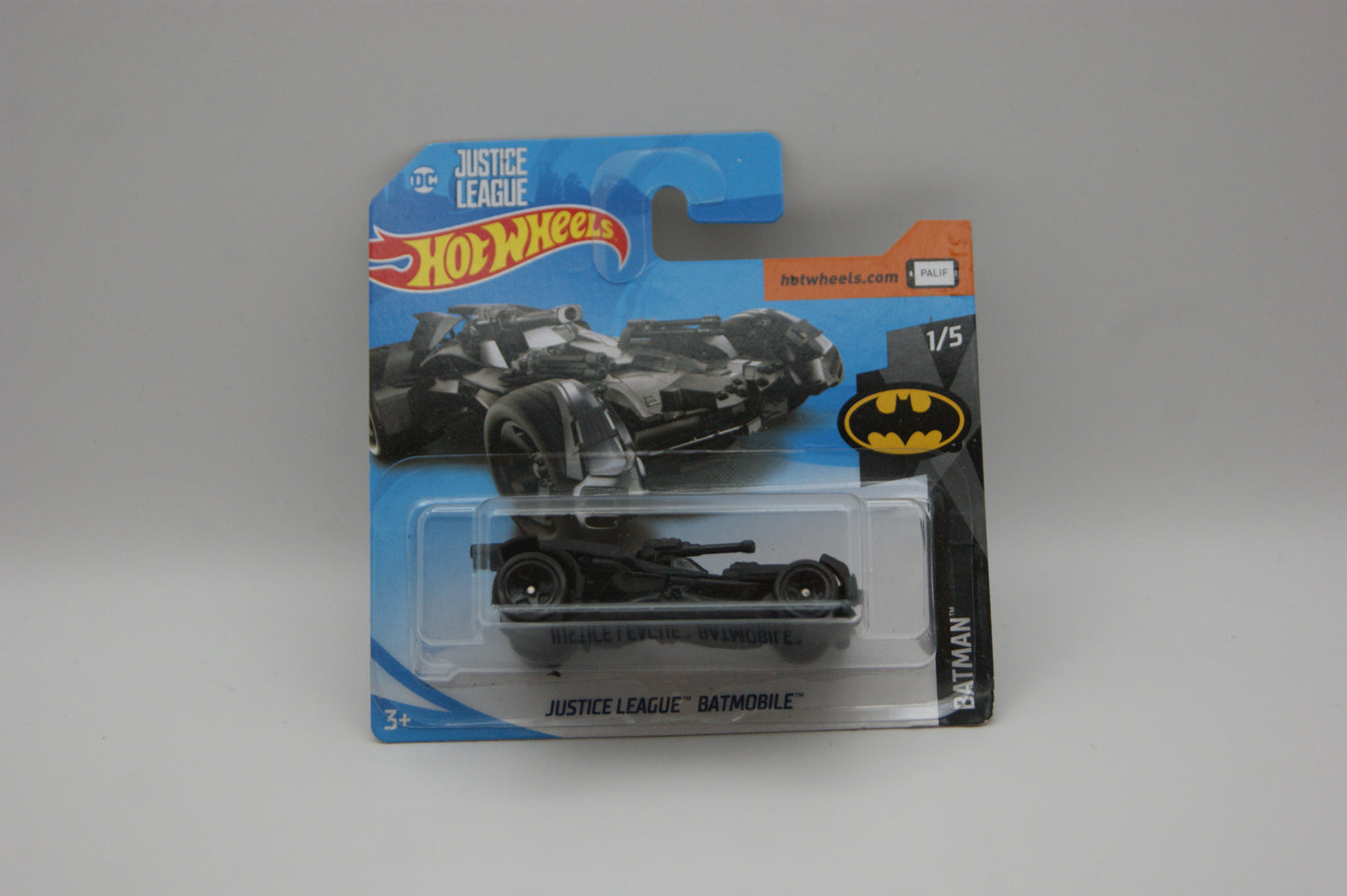 Hot Wheels Justice League Batmobile 2018 Batman 1/5 1/365 Short Card OVP