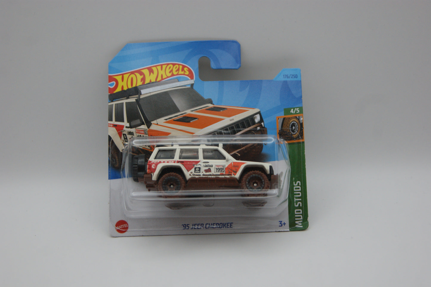 Hot Wheels ’95 Jeep Cherokee Treasure Hunt 2023 Mud Studs 4/5 176/250 Short Card OVP