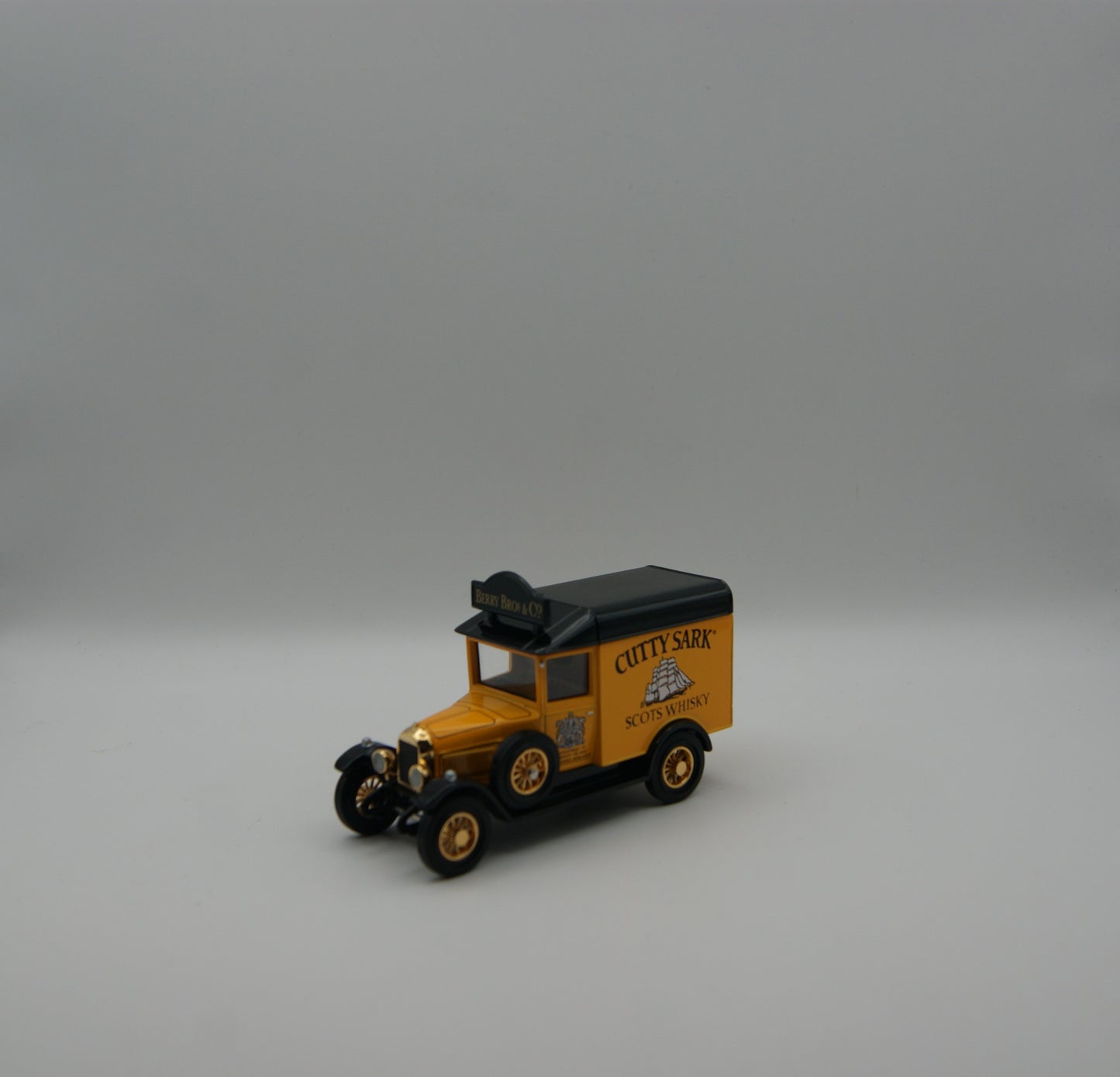 Matchbox Models of Yesteryear Y-20 Mercedes-Benz 540K Roadster Noir OVP