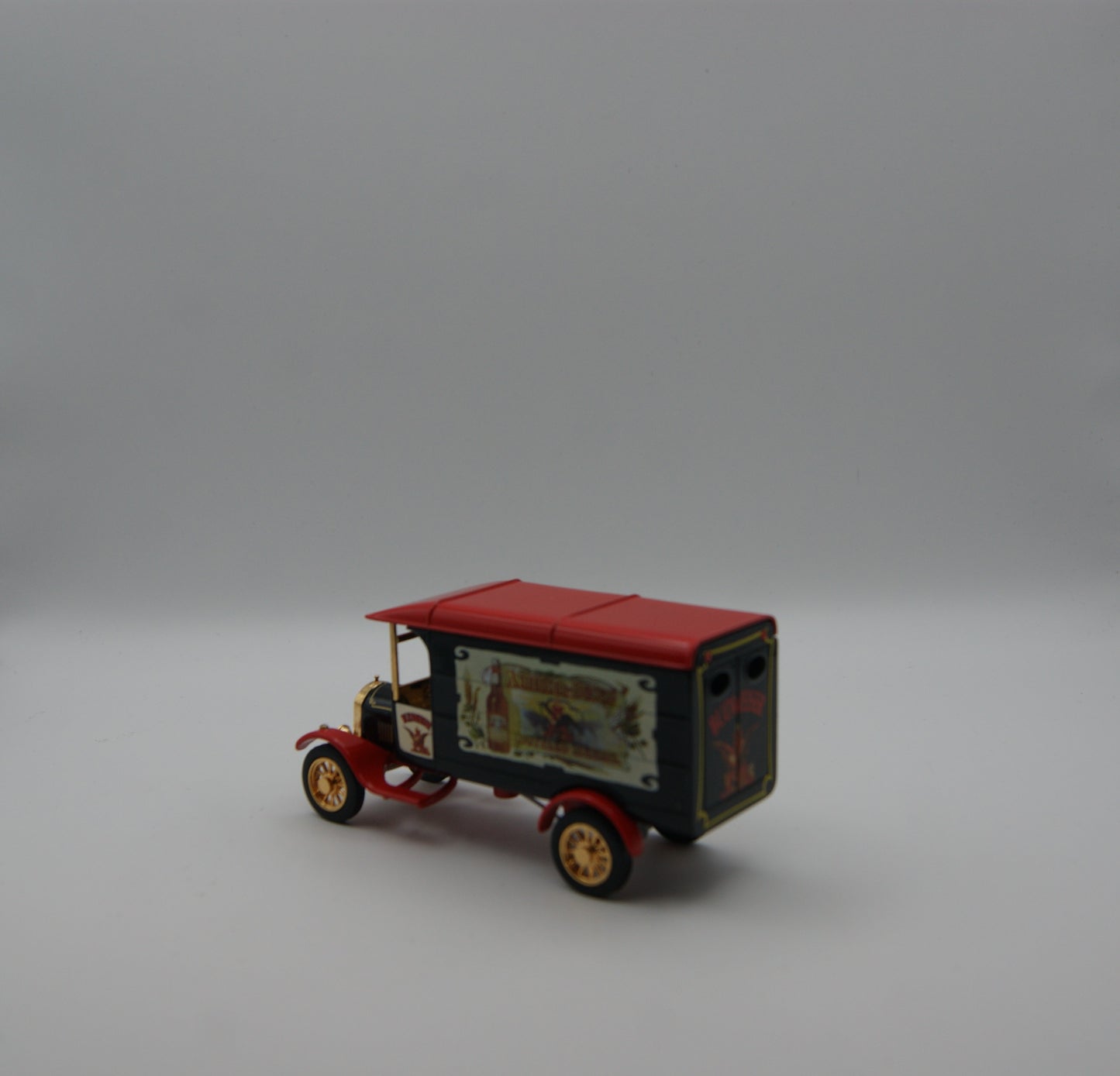 Matchbox Collectibles Budweiser 1926 Ford Model TT YVT03-M 1:43 OVP Zertifikat