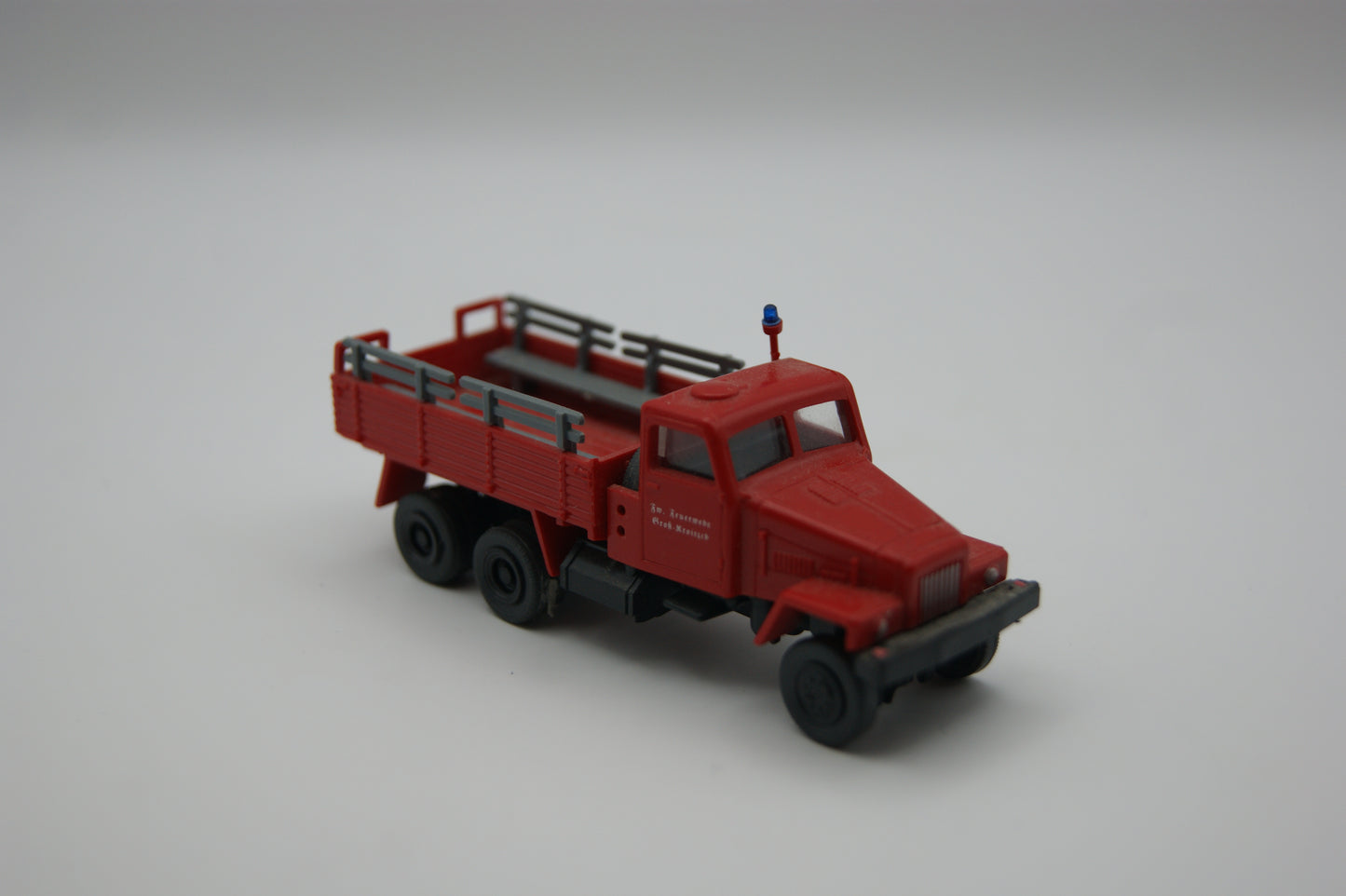 s.e.s. Robur LO 3000 Feuerwehr Groß-Kroitzsch Pritsche 1:87 H0 DDR OVP
