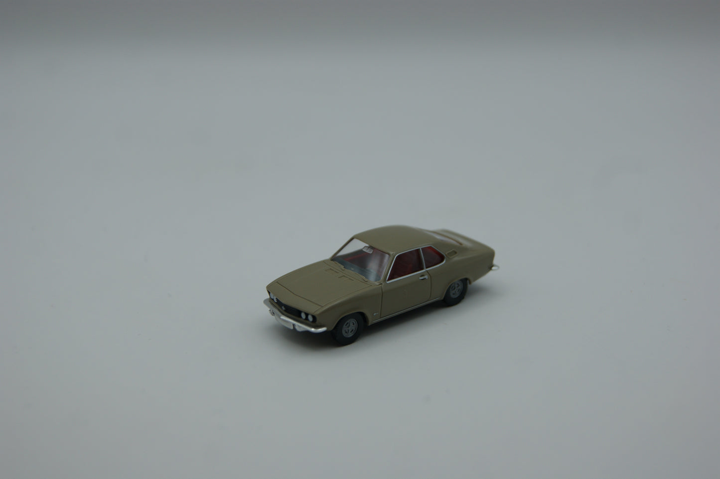 Wiking 8270123 Opel Manta A graubeige 1:87 H0 Oldtimer OVP