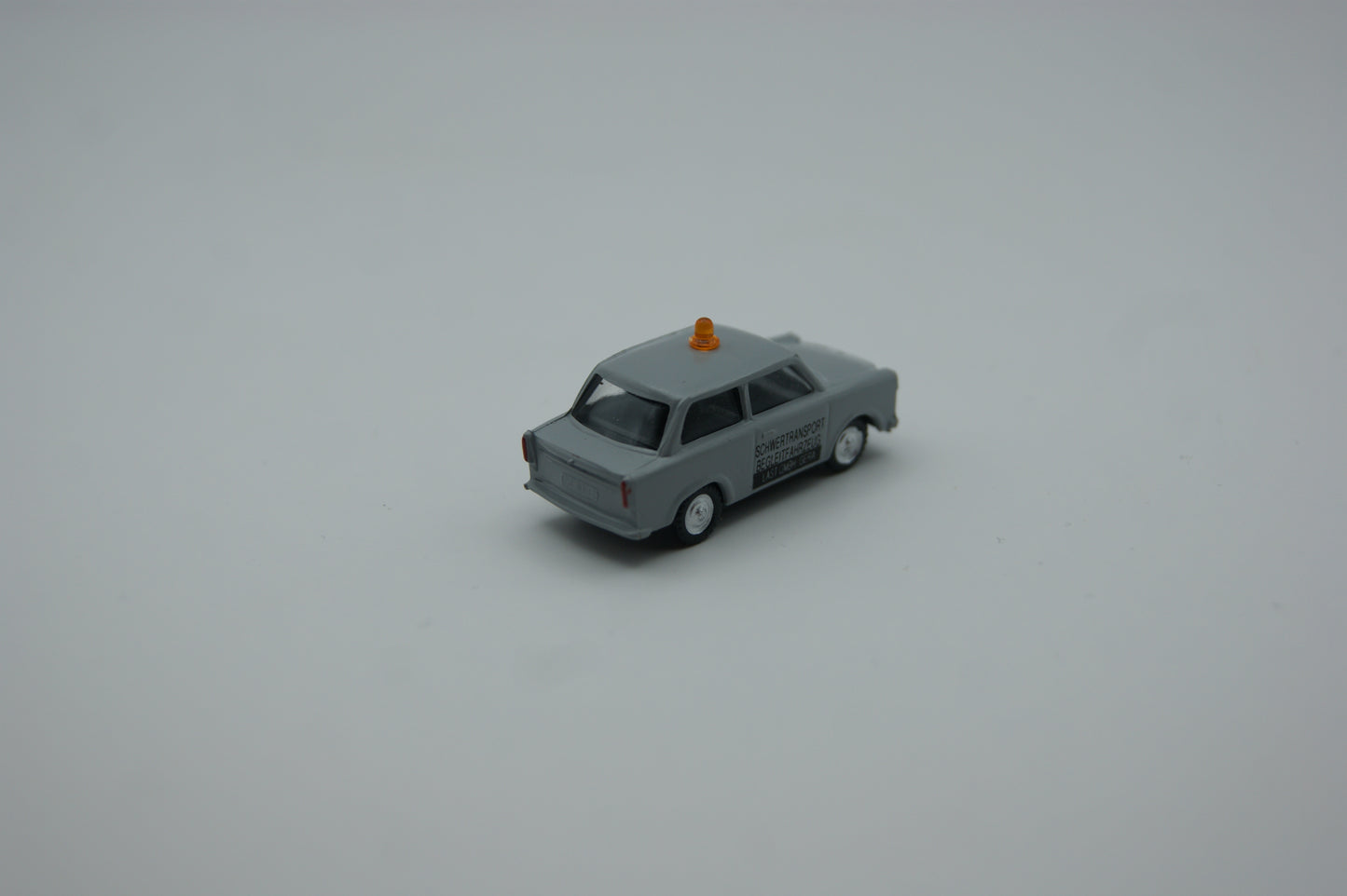 s.e.s. Trabant 601 Schwertransport Begleitfahrzeug LAST Gera 1:87 H0 OVP