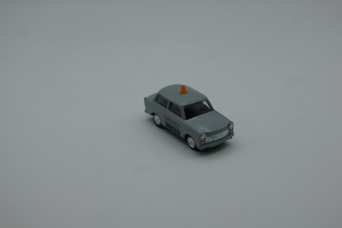 s.e.s. Trabant 601 Schwertransport Begleitfahrzeug LAST Gera 1:87 H0 OVP