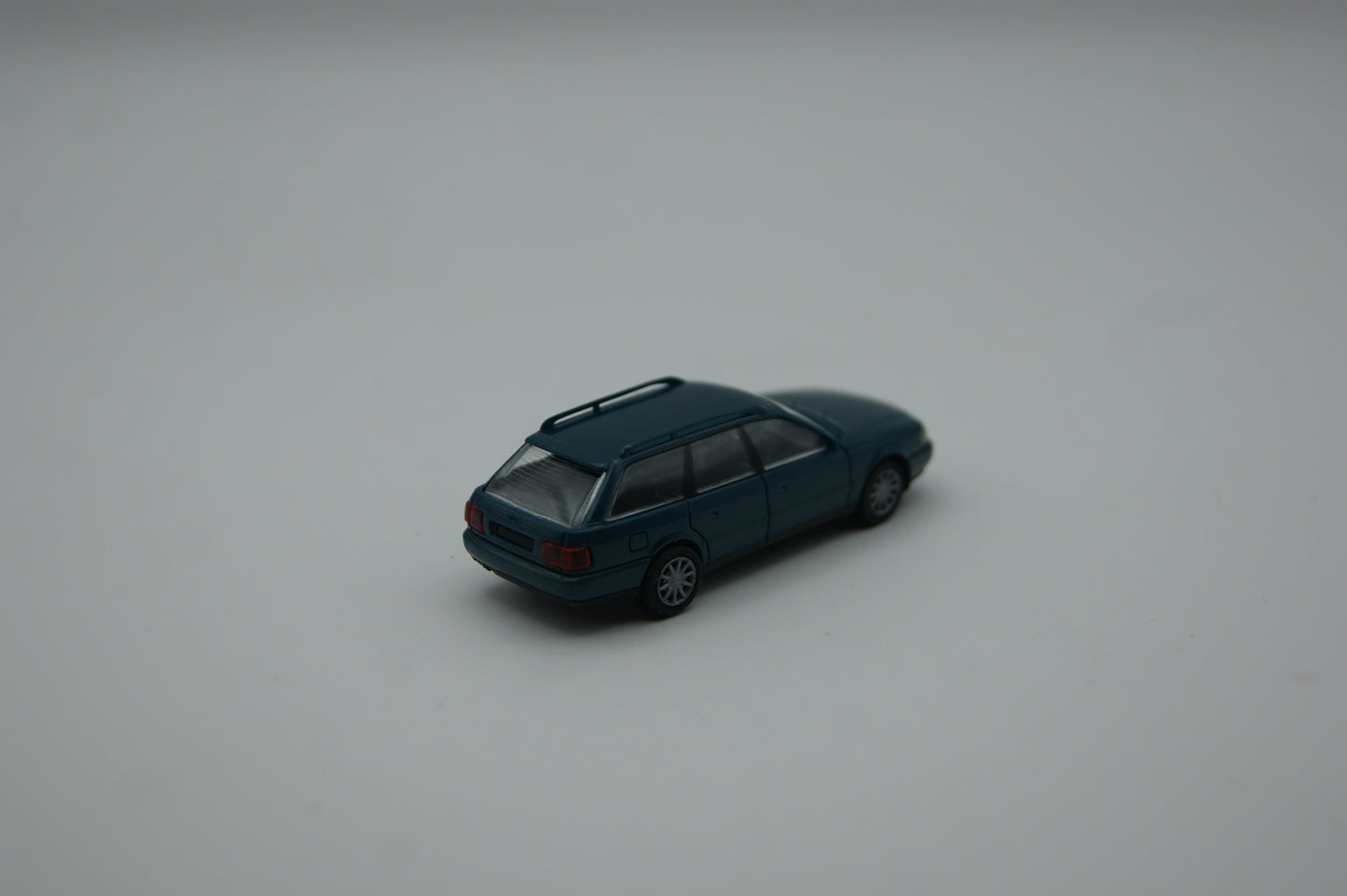 Rietze Audi 100 Avant C4 grün metallic Dachträger 1:87 H0 Audi OVP