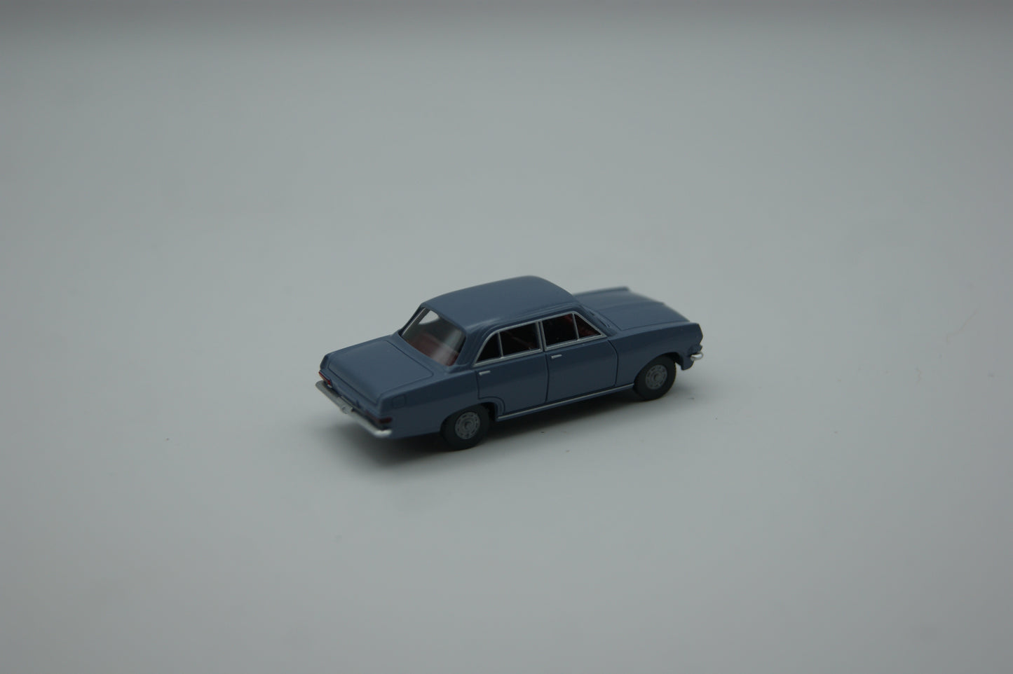 Wiking 8470227 Opel Rekord A Limousine taubenblau 1:87 H0 OVP