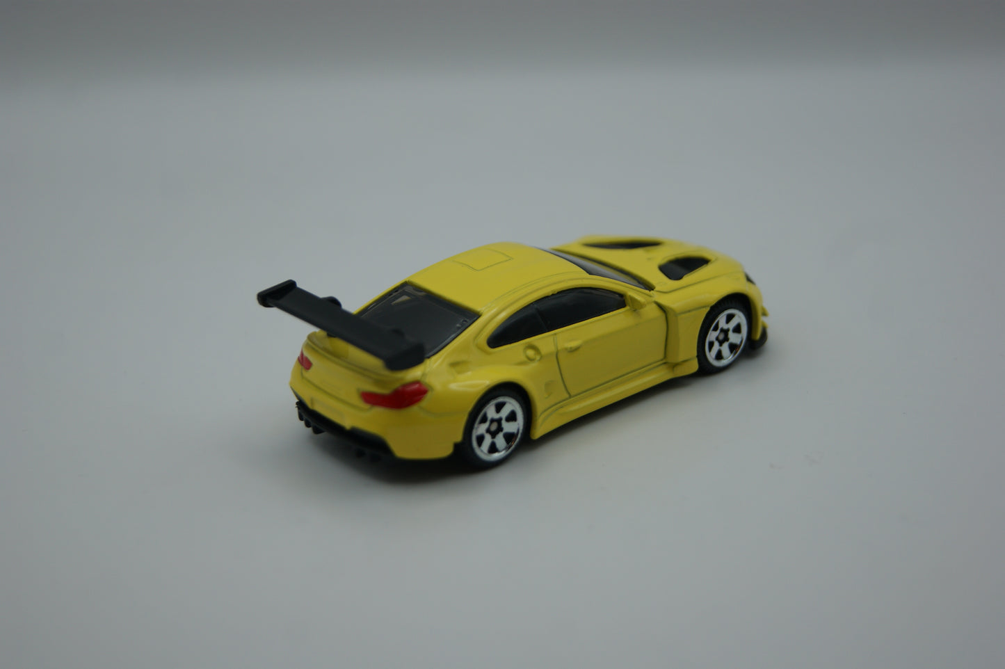 MSZ BMW M6 GT3 1:64 Gelb Metal Speed Zone Diecast Modell mit OVP
