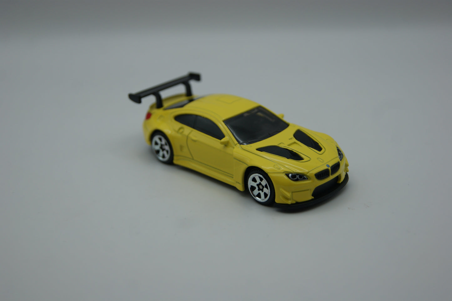 MSZ BMW M6 GT3 1:64 Gelb Metal Speed Zone Diecast Modell mit OVP