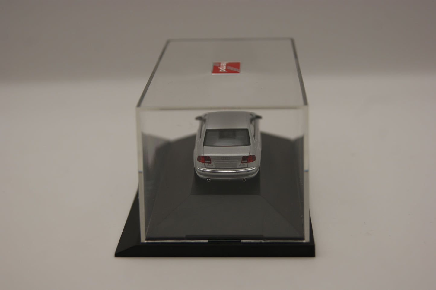 Herpa 101448 Audi A8 D3 Limousine silbermetallic 1:87 H0 OVP