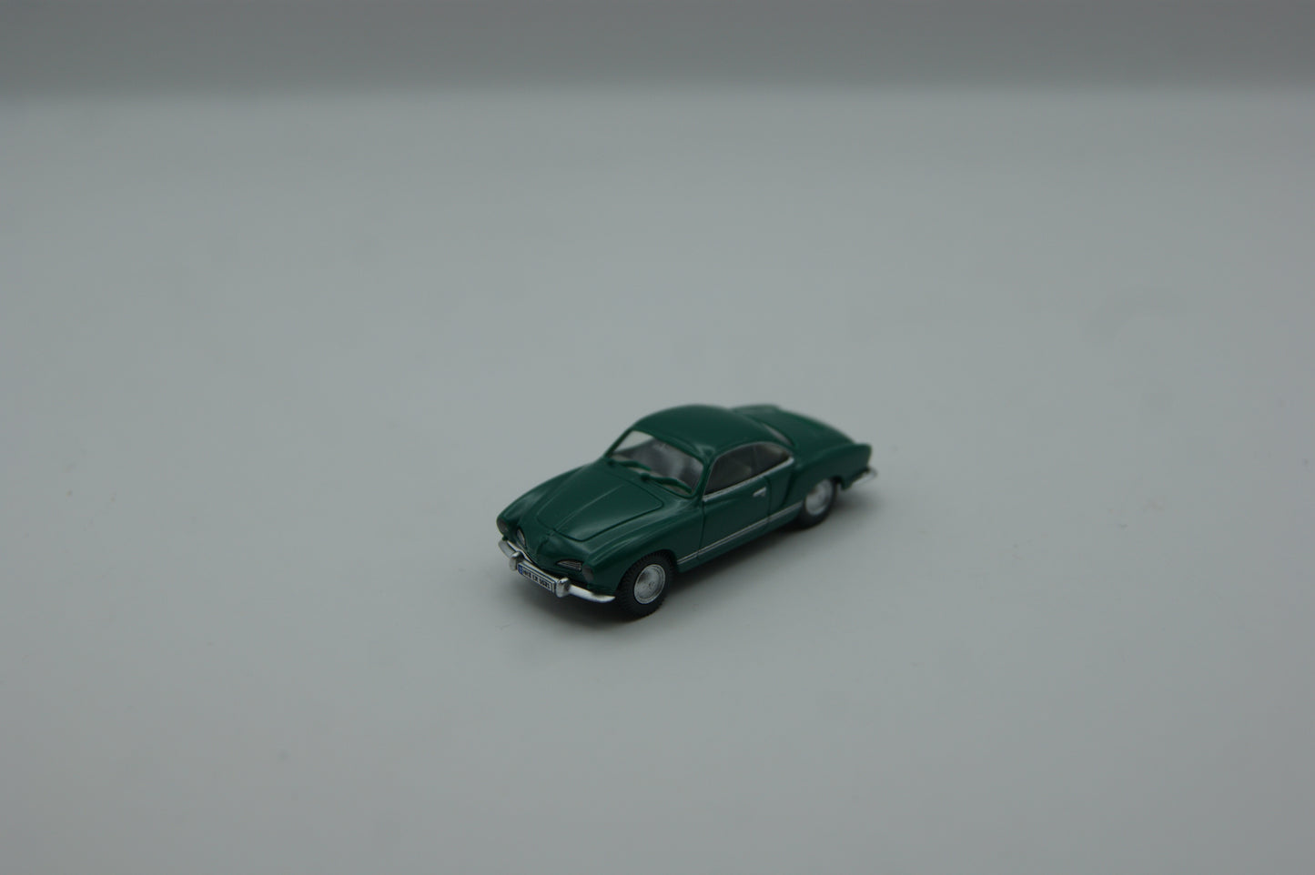 Wiking 805 05 23 VW Karmann Ghia Coupé grün 1:87 H0 mit falscher OVP