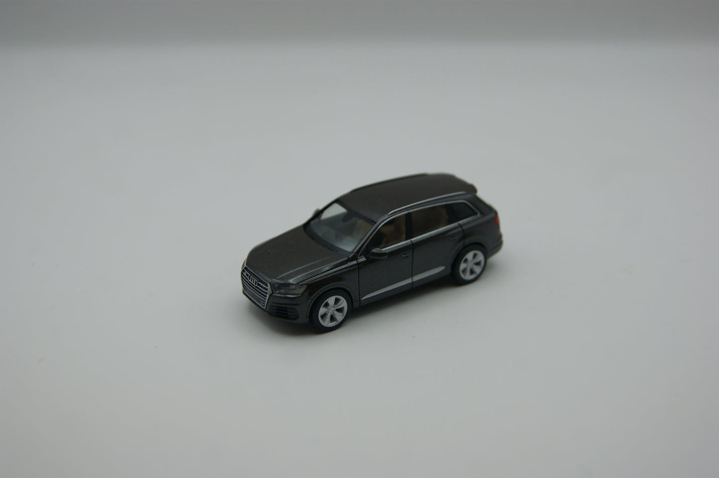Herpa 038447 Audi Q7 4M 2015 argusbraun metallic 1:87 H0 OVP