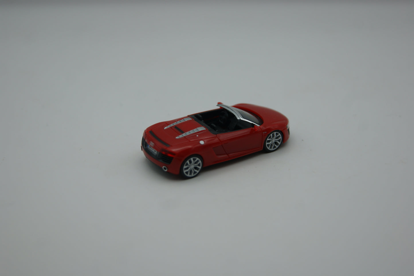 Herpa 028271 Audi R8 Spyder V10 Facelift brillantrot 1:87 H0 falsche OVP