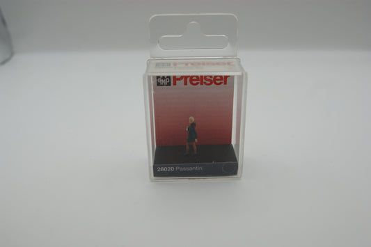 Preiser 28020 Passantin elegant gekleidet H0 1:87 Figur OVP