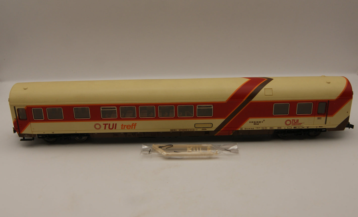 Roco 4226A H0 TUI treff WGtmh Ferien Express Gesellschaftswagen OVP