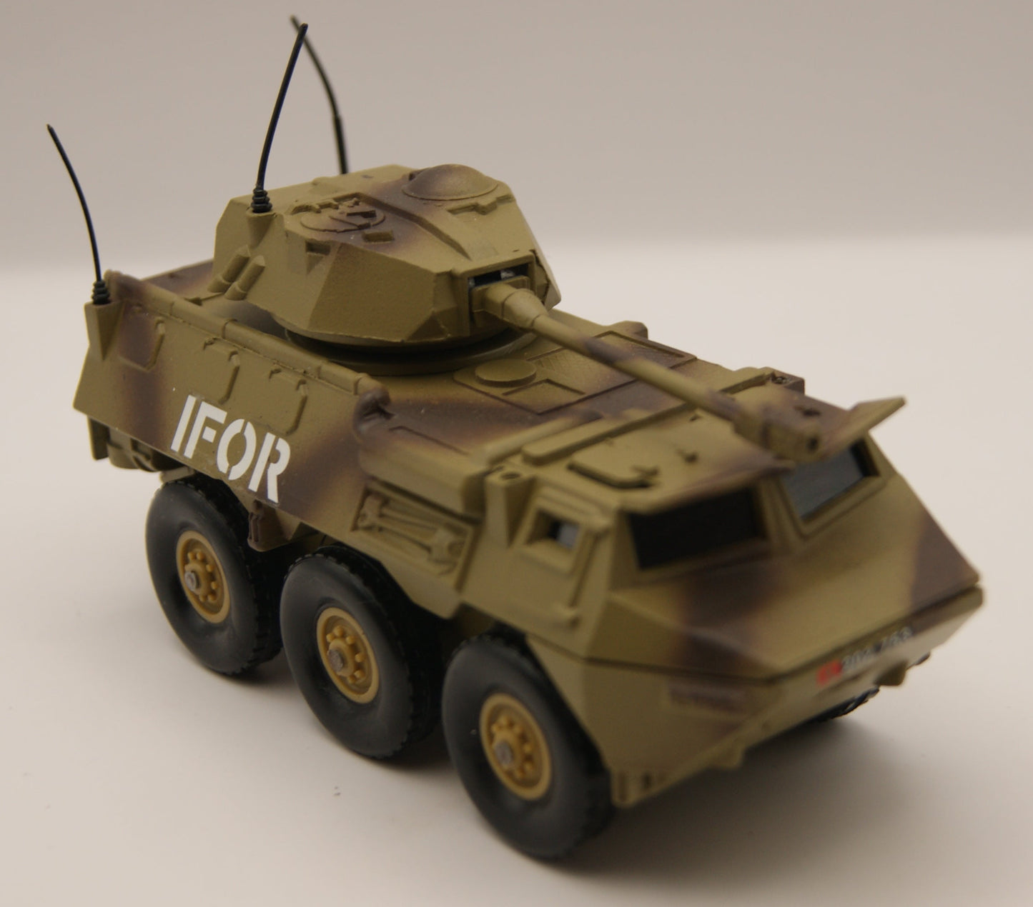 Solido VAB 6x6 IFOR Nr. 251 1:50 Militärfahrzeug Made in France
