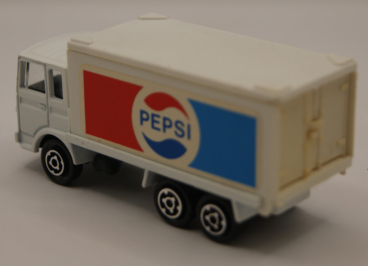 Majorette 214 Saviem SM Container Truck Pepsi Weiß 1:100 Made in France Vintage