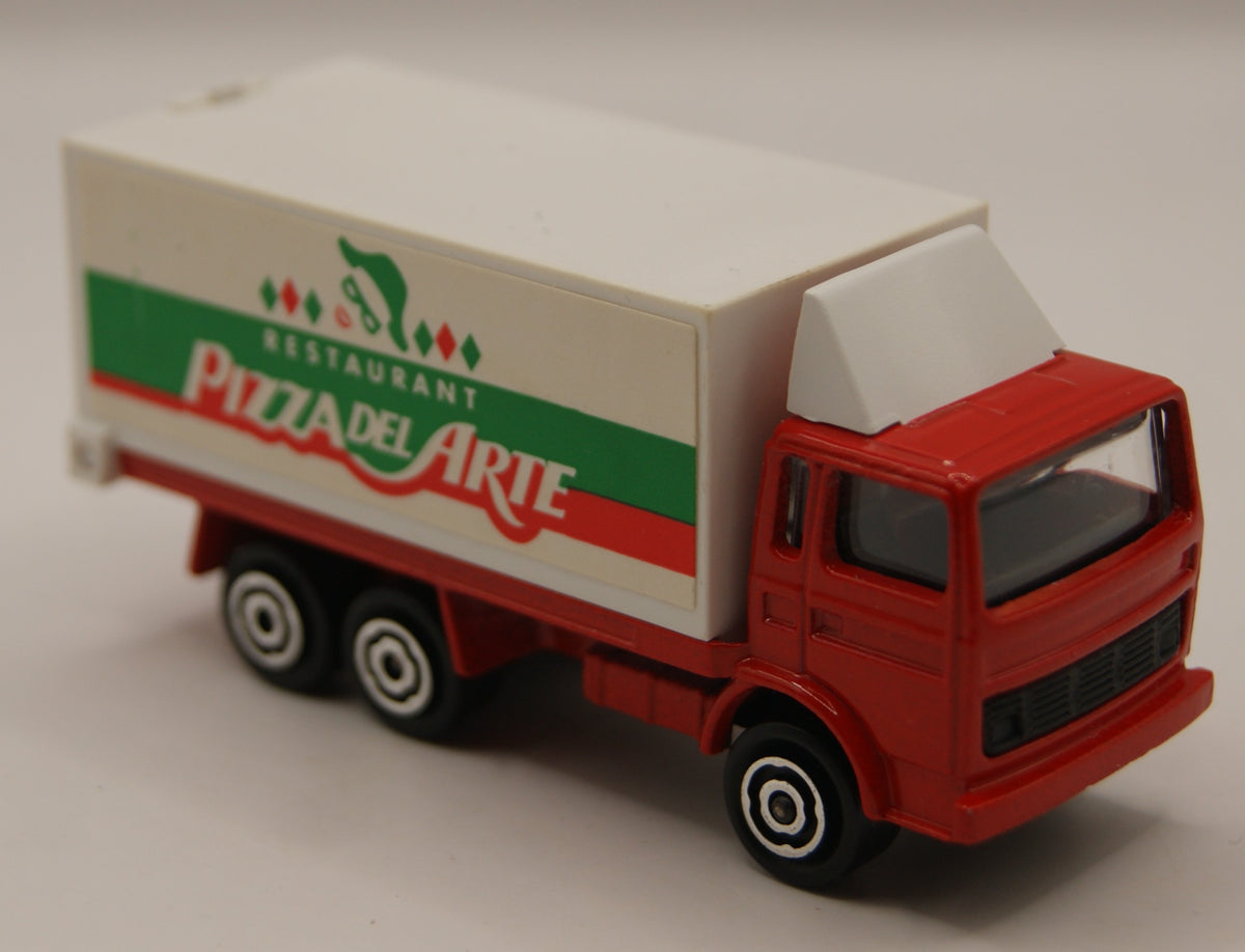 Majorette 265 Renault J Container Truck Pizza Del Arte 1:100 France Vintage