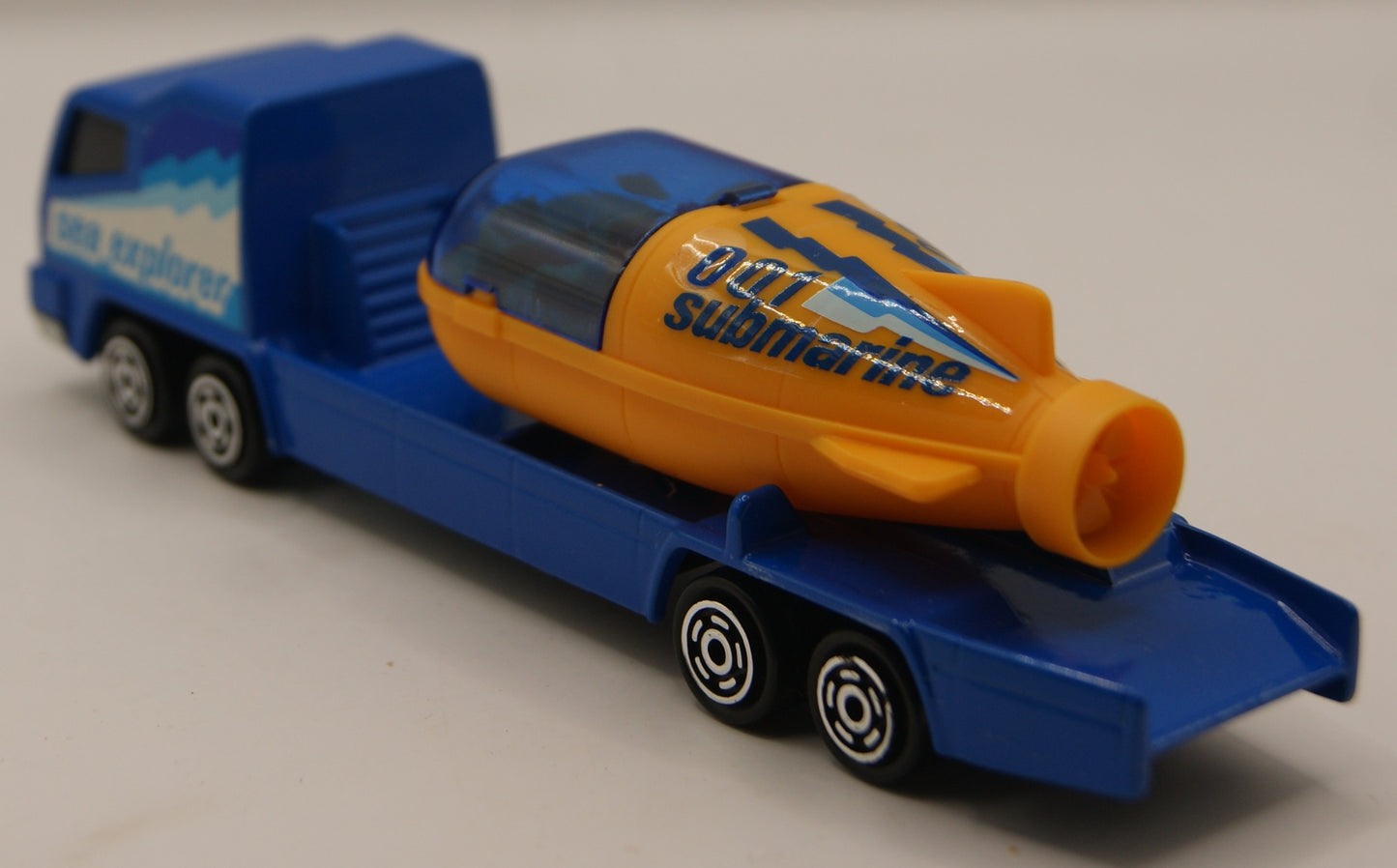 Majorette Vintage Sea Explorer 001 Submarine Transporter Nr. 370 1:100 Made in France