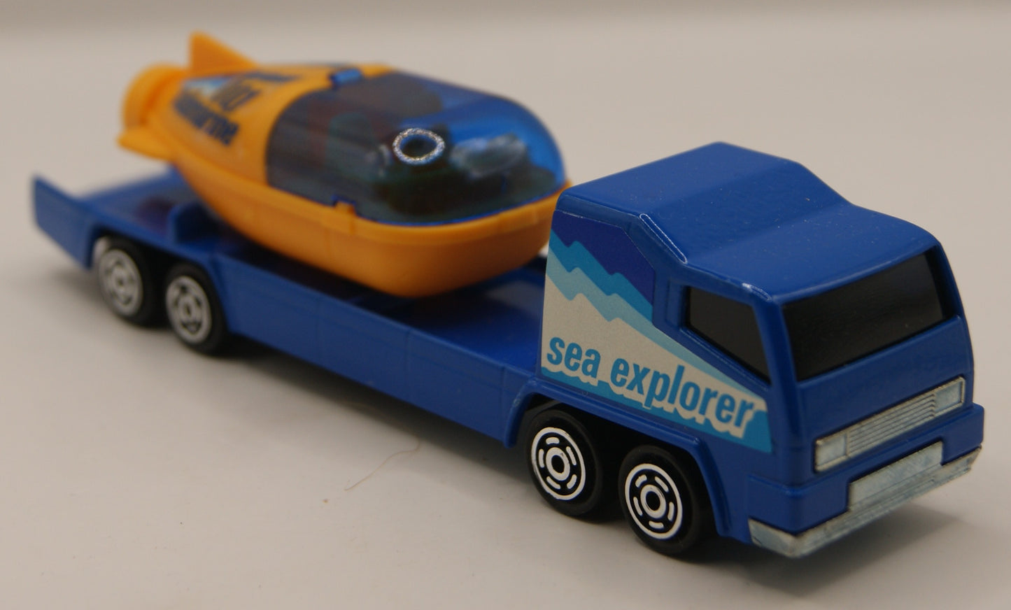 Majorette Vintage Sea Explorer 001 Submarine Transporter Nr. 370 1:100 Made in France