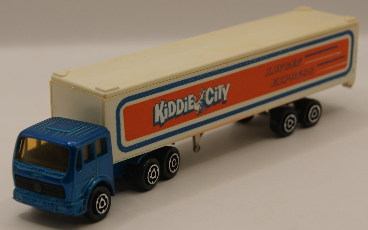 Majorette Kiddie City Kaycee Express Sattelzug LKW 1:100 Made in France Vintage