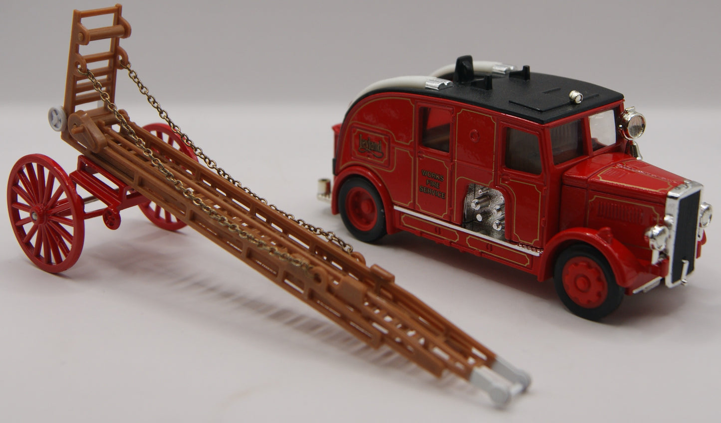 Matchbox Models of Yesteryear YS-9 1936 Leyland Cub Fire Engine FK-7 Special Edition OVP