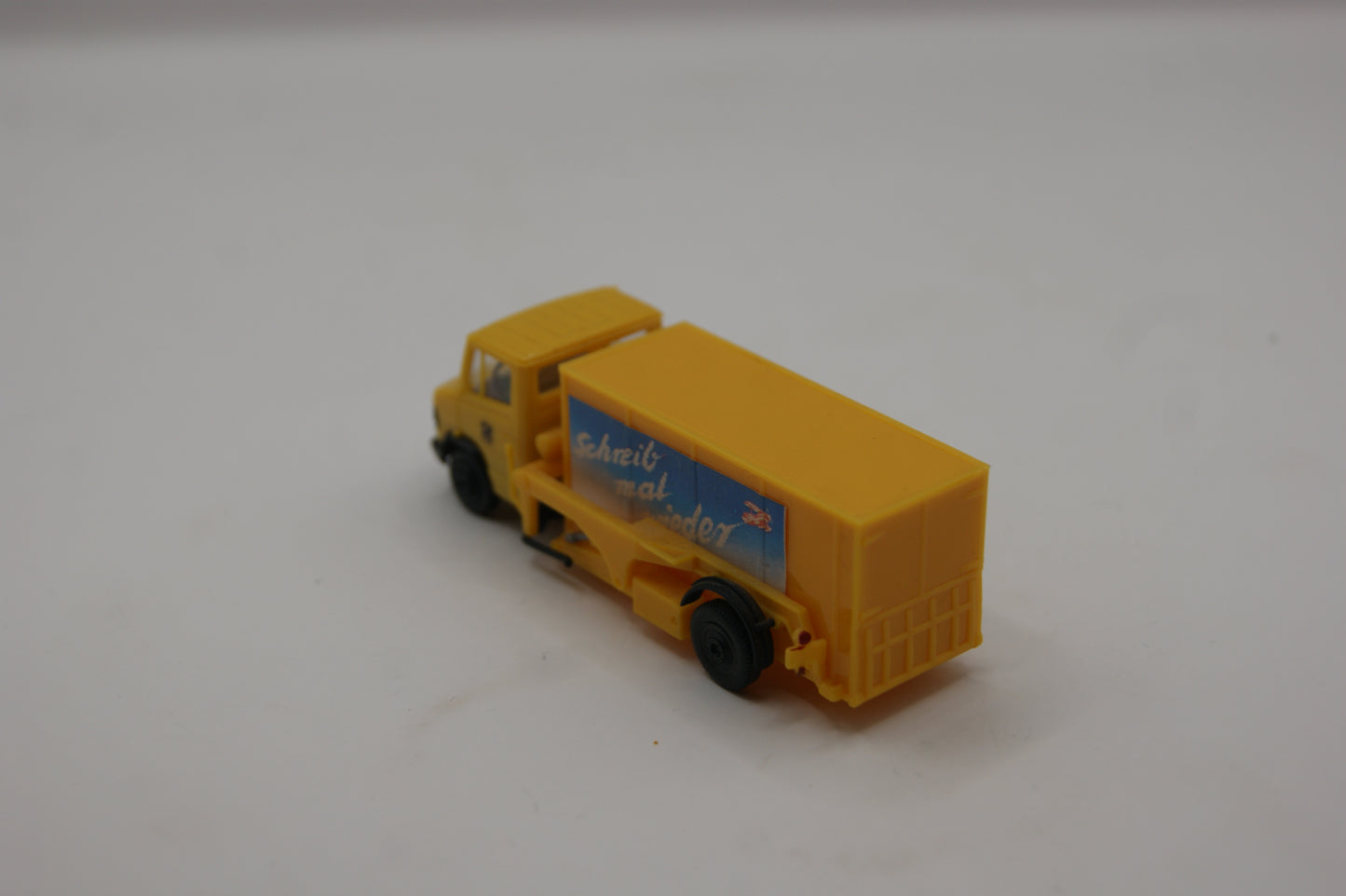 Herpa 041201 Mercedes-Benz T2 Niederflurhubwagen DBP „Schreib mal wieder“ H0 1:87 mit Wechselcontainer