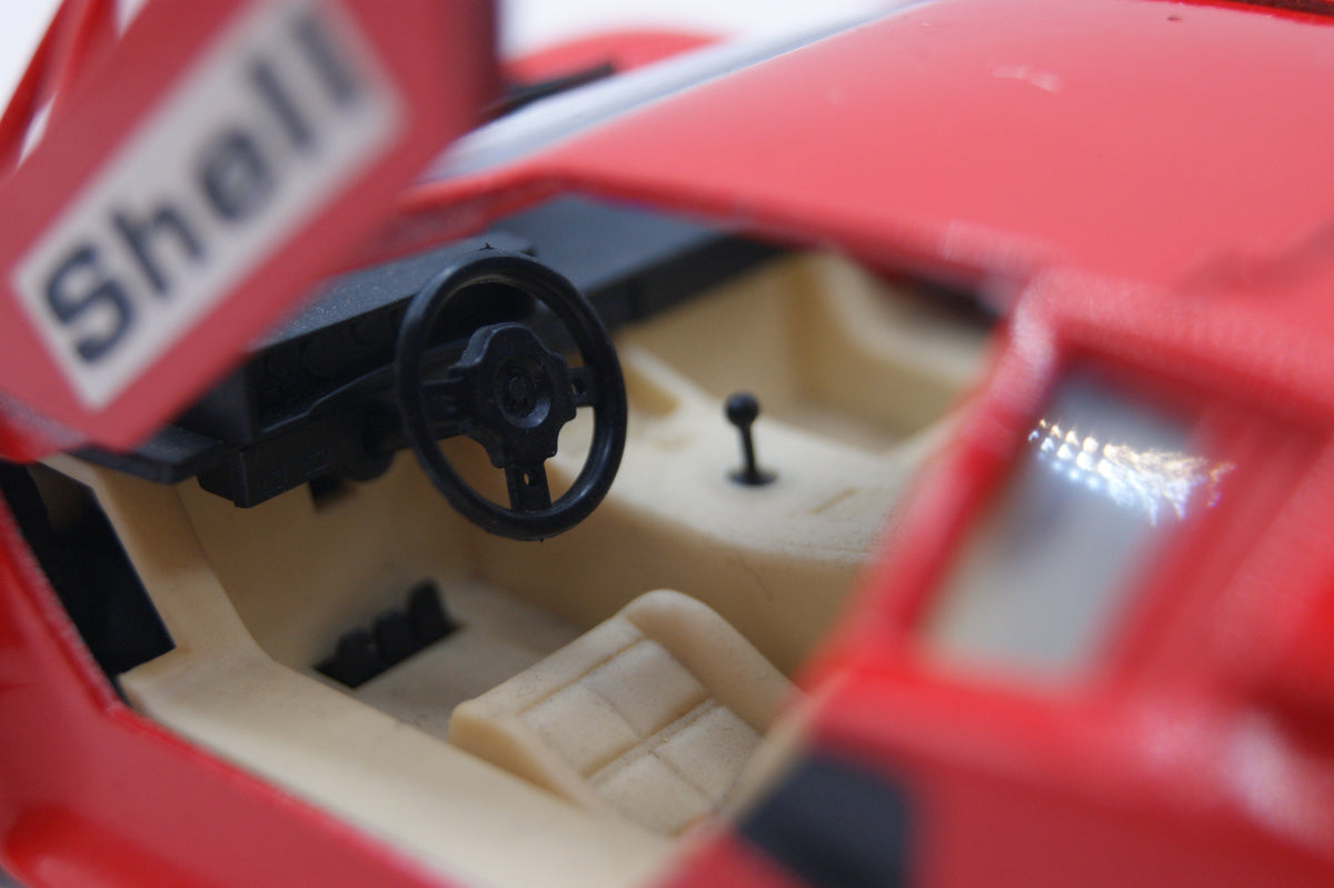 Majorette Lamborghini Countach 5000 Quattrovalvole Shell rot 1:24 Vintage Modellauto ca. 1986–1990