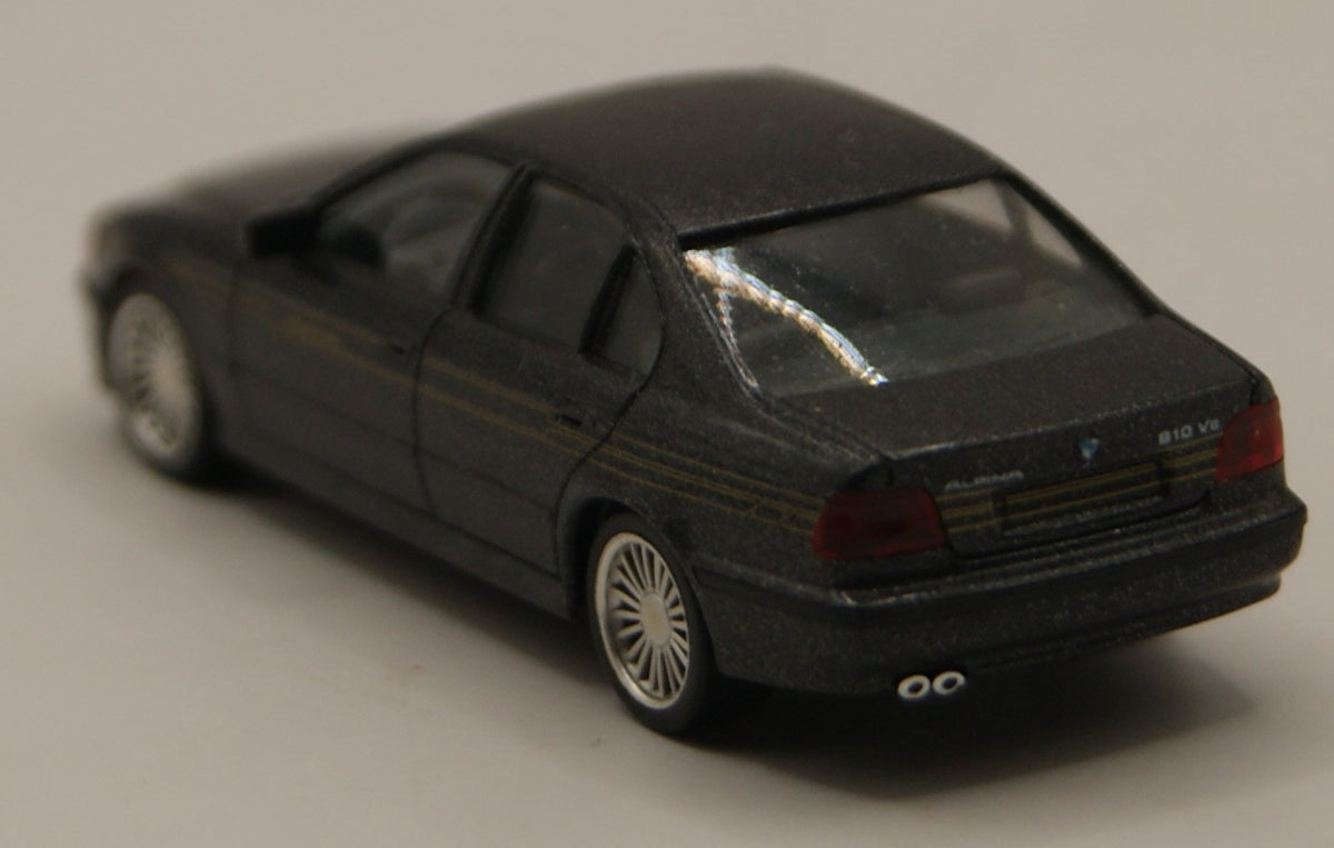 Herpa 101790 BMW Alpina B12 5.7 E38 Limousine schwarz Golddekor H0 1:87