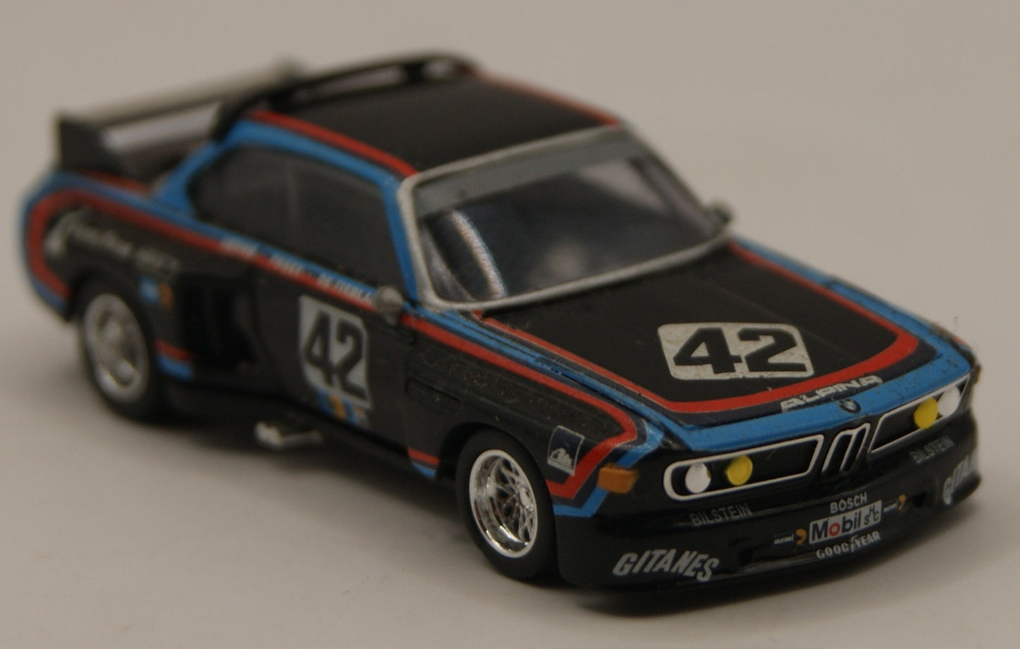 Busch 40304 BMW 3.5 CSL Rennwagen Nr. 42 Le Mans 1976 Alpina Gitanes H0 1:87