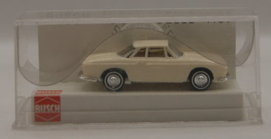 Busch 45813 VW Karmann Ghia 1600 Coupé Cremeweiß H0 1:87 OVP