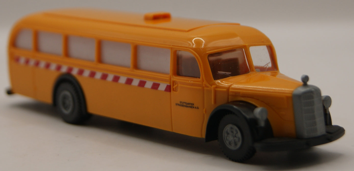 Brekina 5001 Mercedes-Benz O 5000 „Stuttgarter Straßenbahnen AG“ Arbeitsbus Orange H0 1:87 OVP
