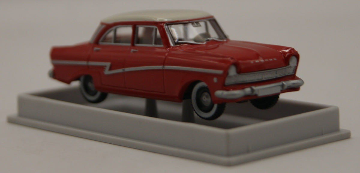 Brekina 19052 Ford Taunus 17M de Luxe Rot/Weiß H0 1:87 OVP