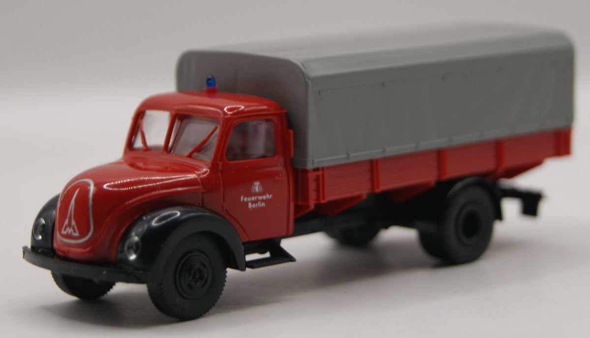 Brekina 42209 Magirus Mercur Pritsche/Plane „Feuerwehr Berlin“ H0 1:87 OVP
