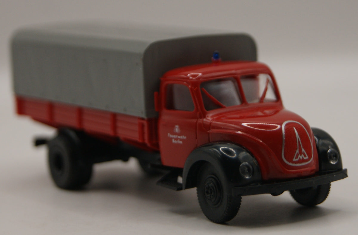 Brekina 42209 Magirus Mercur Pritsche/Plane „Feuerwehr Berlin“ H0 1:87 OVP