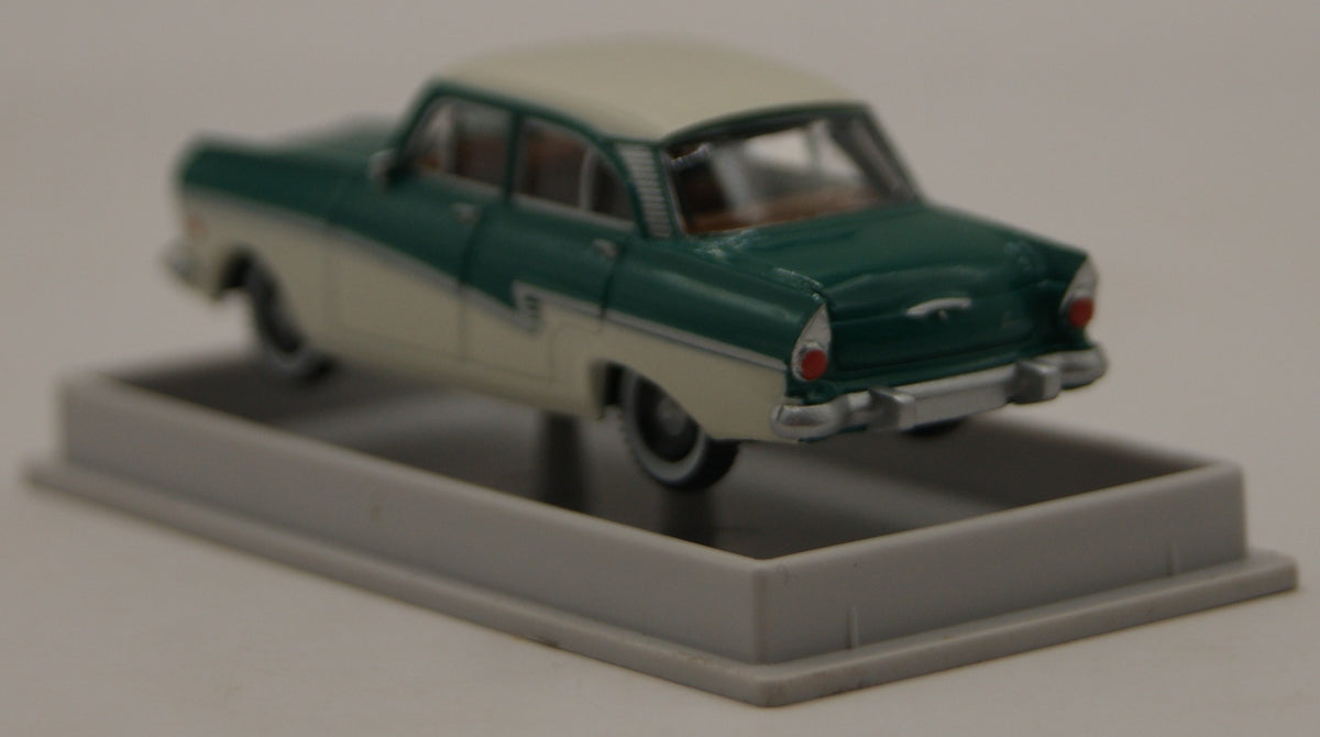 Brekina 19053 Ford Taunus 17M de Luxe grün/weiß 1:87 H0 Top Decoration OVP